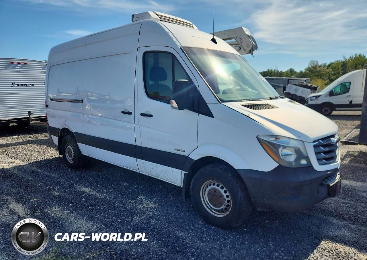2015 Freightliner Sprinter 2500 VIN:WDYPE7CC5F5973907 - 4