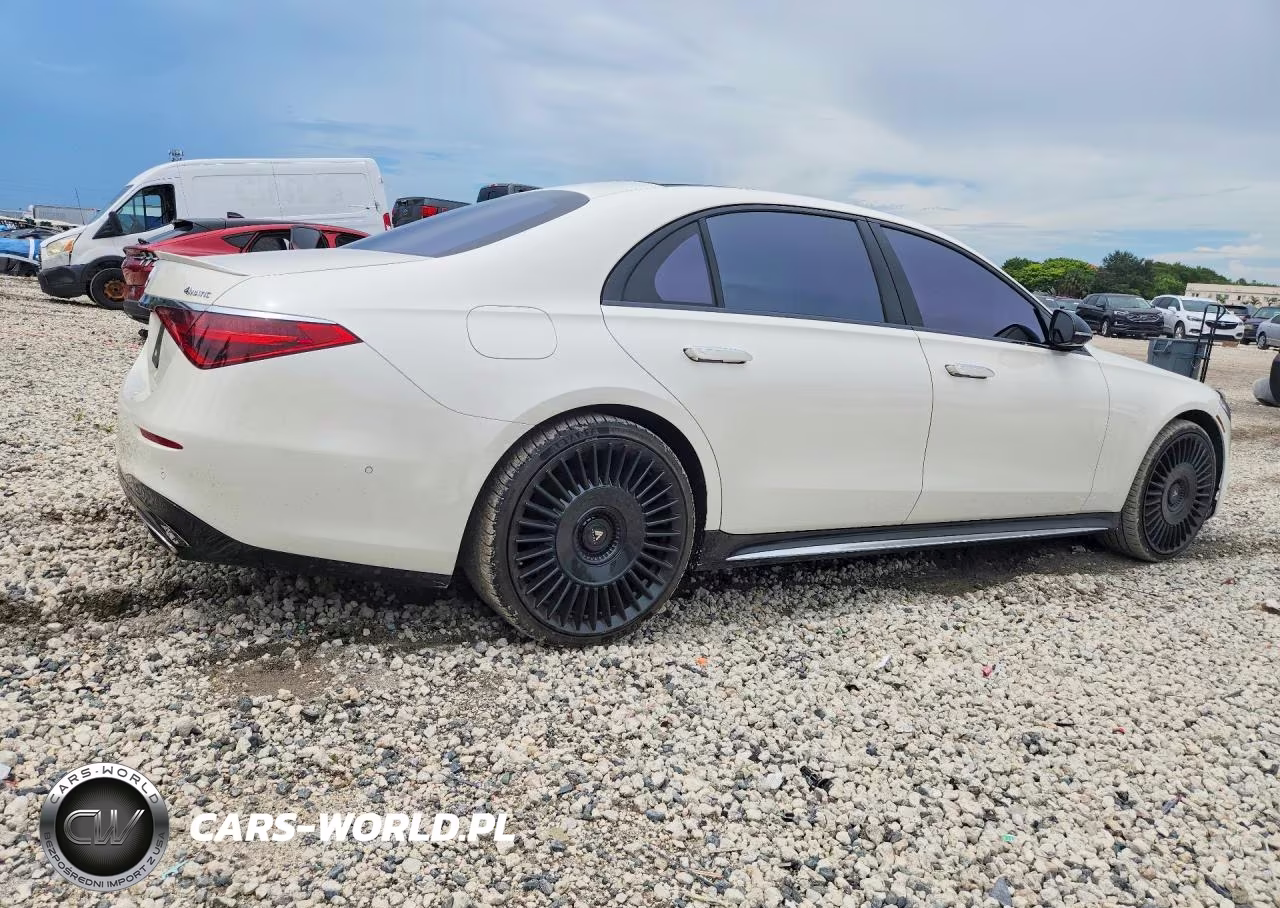 2023 Mercedes-Benz S 580 4Matic VIN:W1K6G7GB7PA201006 - 3