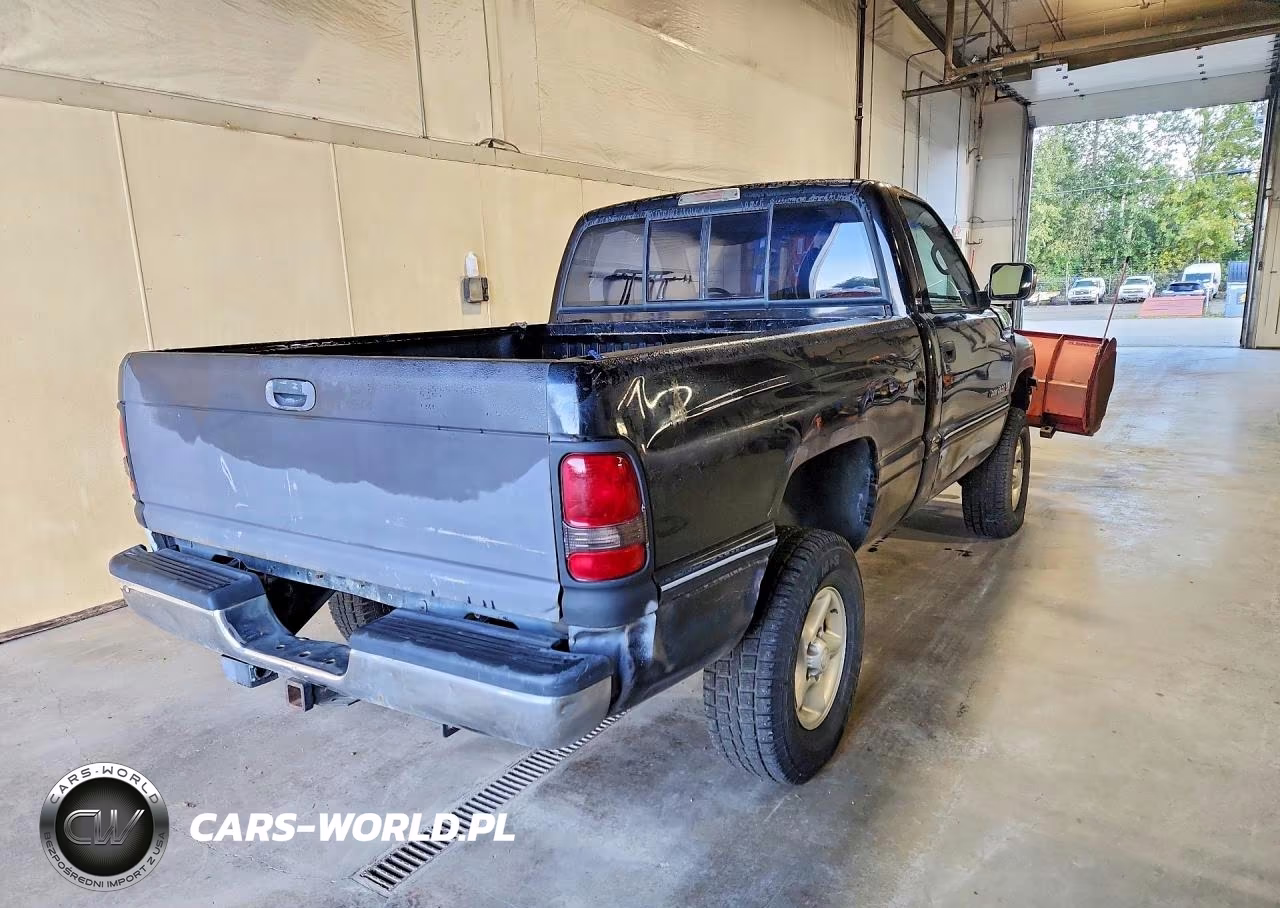 1996 Dodge Ram 1500 VIN:1B7HF16Y8TS696460 - 3