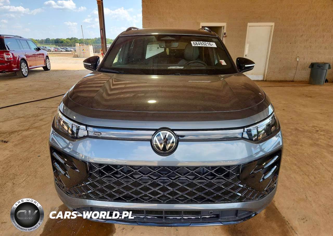 2026 Volkswagen Tiguan Se R-Line Black VIN:3VVHR7RM9TM023996 - 5