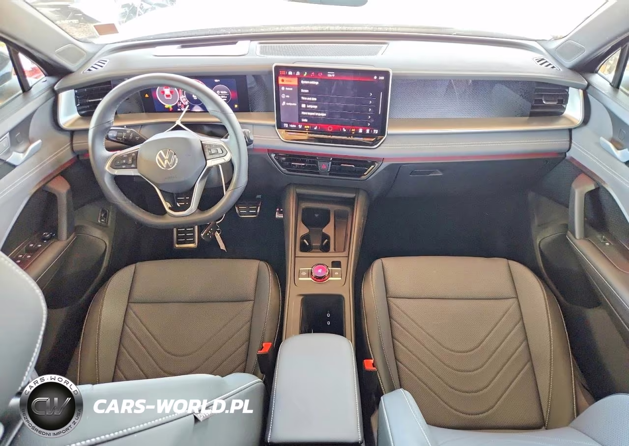 2026 Volkswagen Tiguan Se R-Line Black VIN:3VVHR7RM9TM023996 - 8