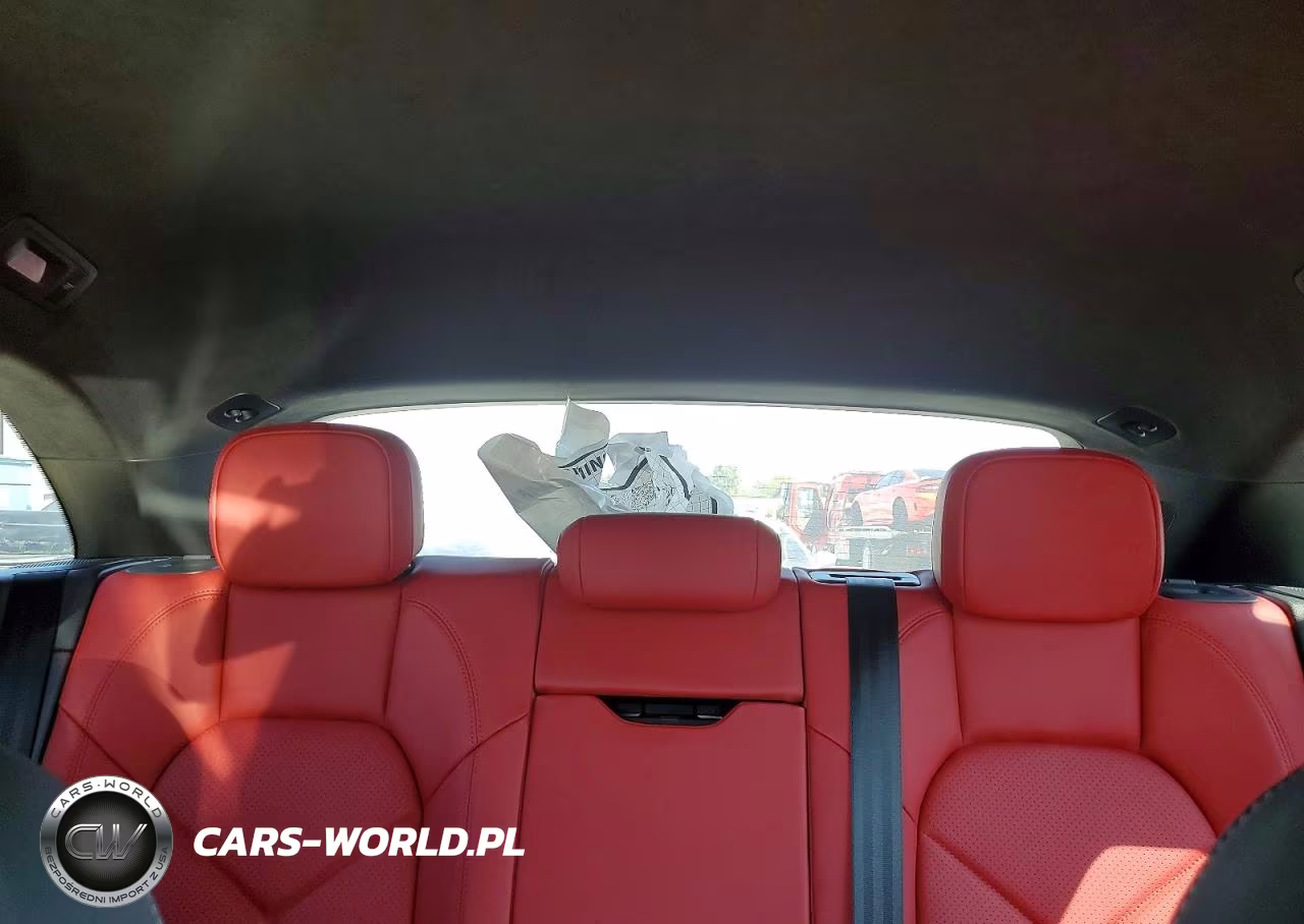 2021 Porsche Macan Turbo VIN:WP1AF2A58MLB60848 - 10