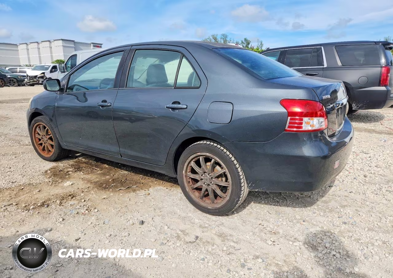 2010 Toyota Yaris Base VIN:JTDBT4K3XA4063244 - 2