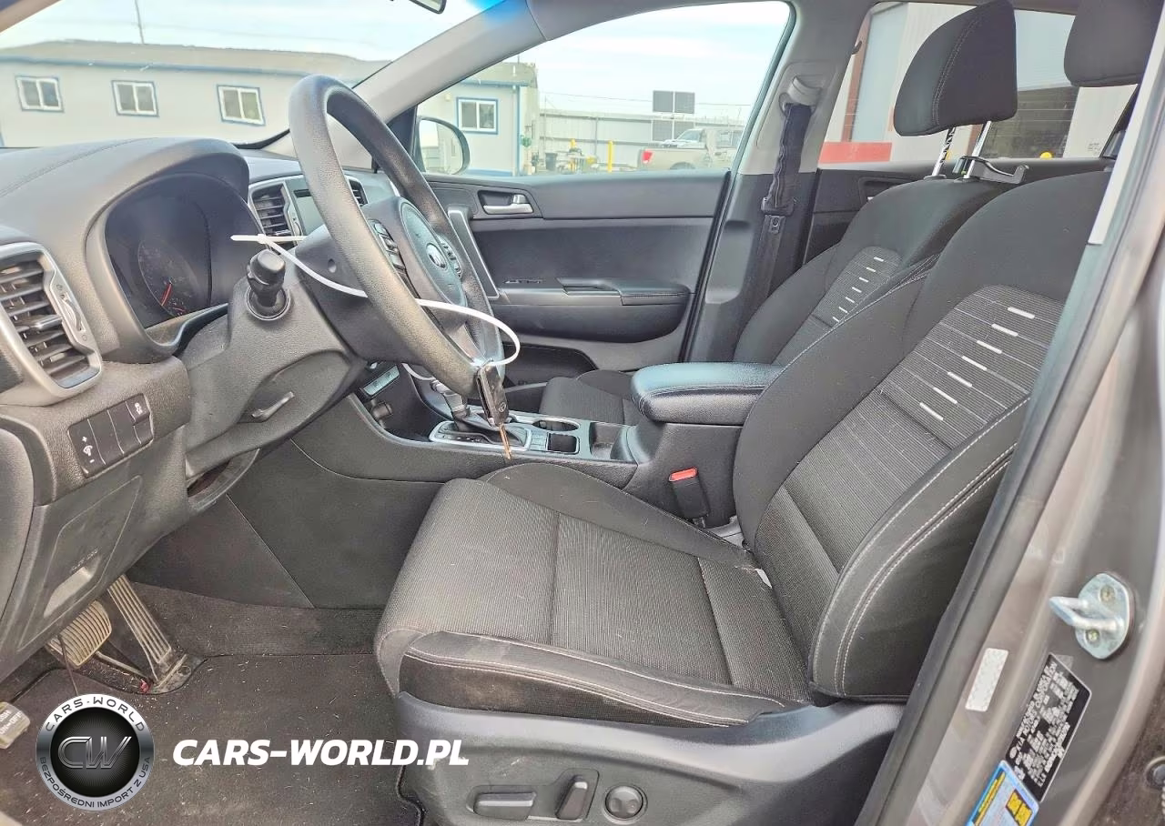 2018 Kia Sportage Lx VIN:KNDPMCAC0J7352792 - 7