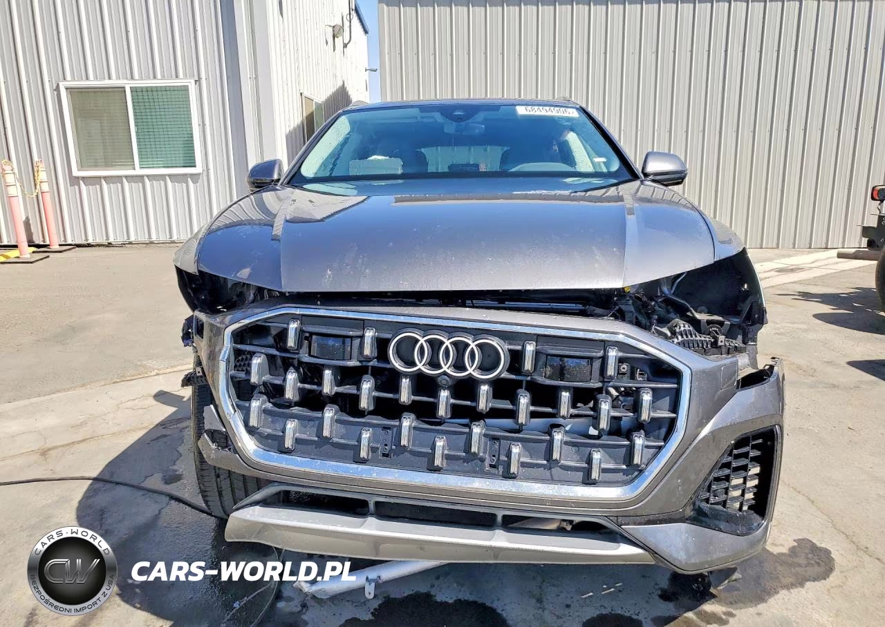 2026 Audi Q8 Premium Plus VIN:WA1BVBF15TD033895 - 5