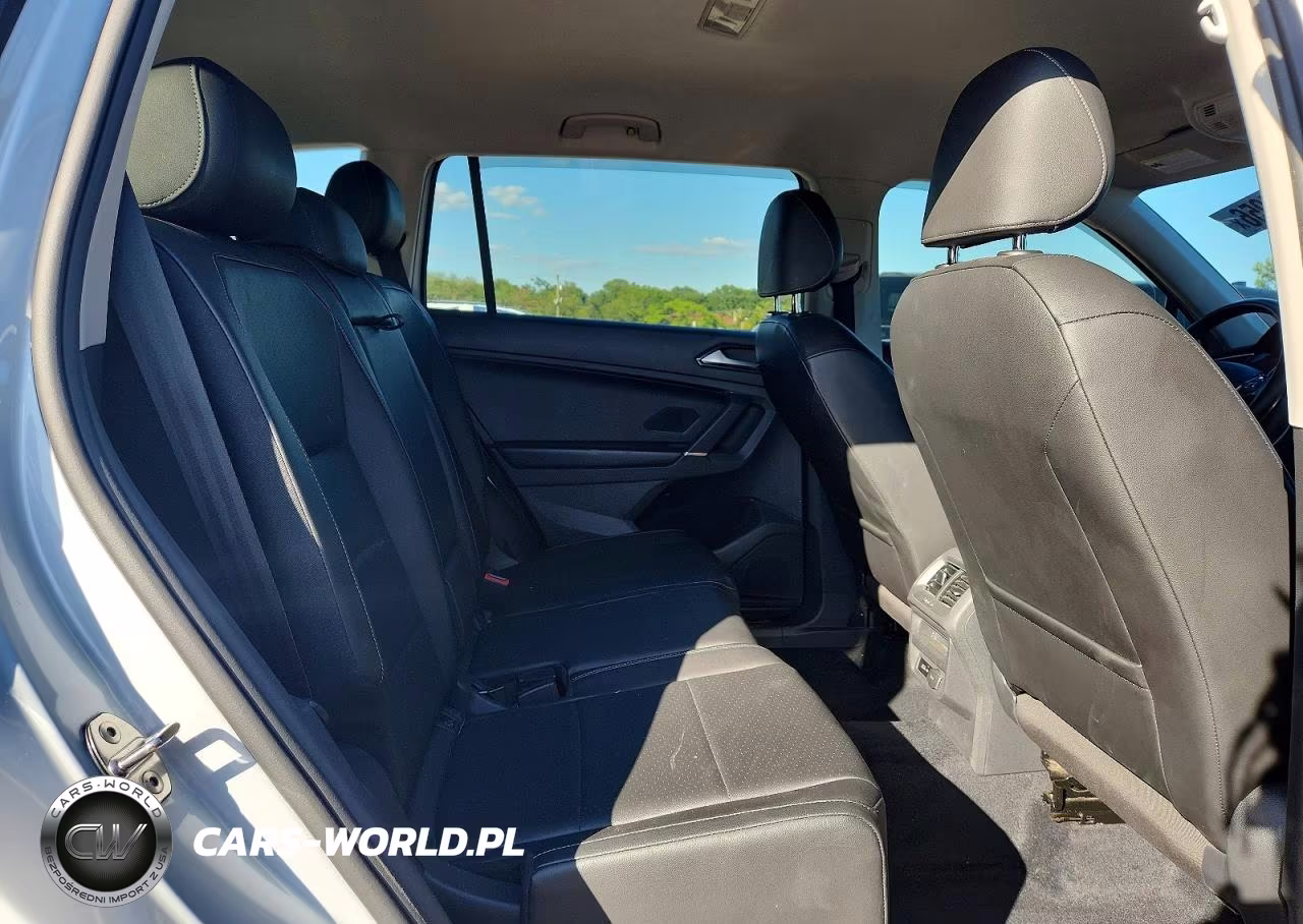 2018 Volkswagen Tiguan Se VIN:3VV2B7AX0JM038982 - 11