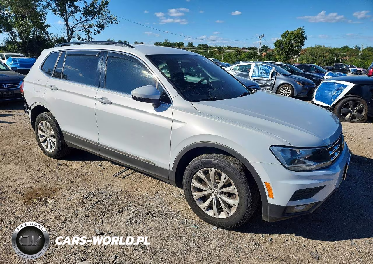 2018 Volkswagen Tiguan Se VIN:3VV2B7AX0JM038982 - 4