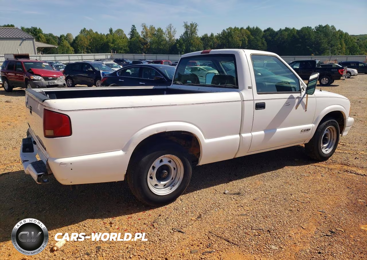 1997 Chevrolet S Truck S10 VIN:1GCCS1448VK100840 - 3