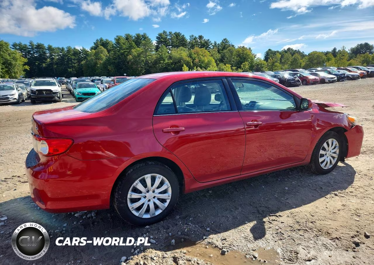 2013 Toyota Corolla Le VIN:2T1BU4EE9DC113854 - 3