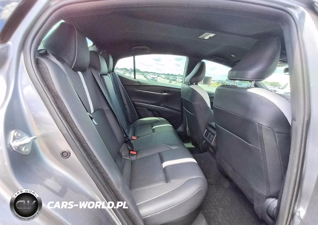 2025 Toyota Camry Se VIN:4T1DAACK8SU627487 - 10