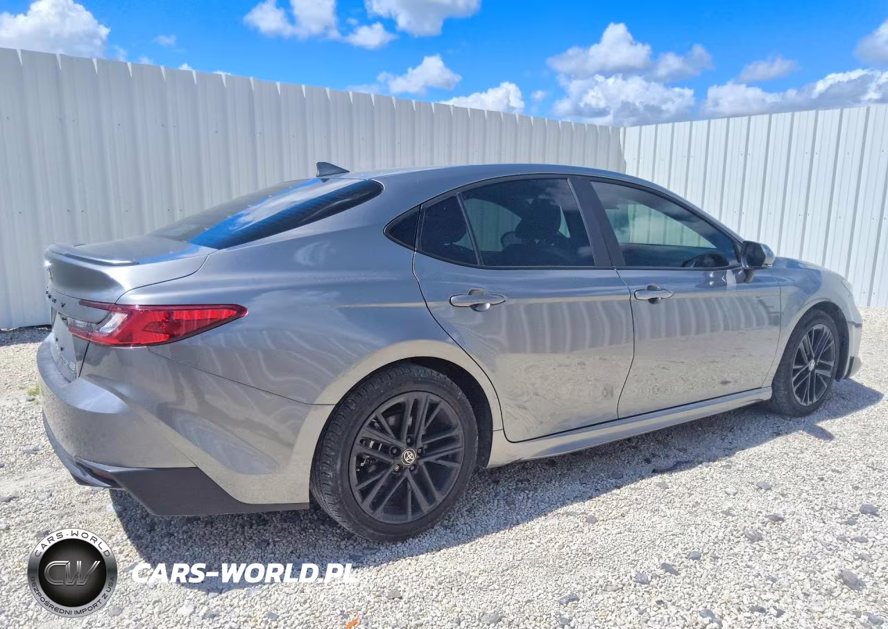 2025 Toyota Camry Se VIN:4T1DAACK8SU627487 - 3