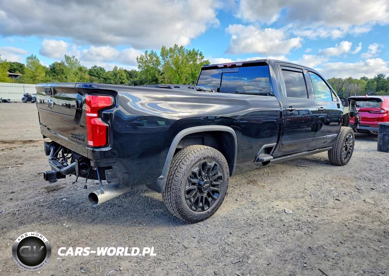 2026 Chevrolet Silverado K2500 High Country VIN:1GC4KREY1TF268541 - 3