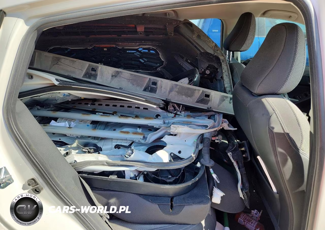 2024 Subaru Crosstrek Premium VIN:JF2GUADC3R8370050 - 10
