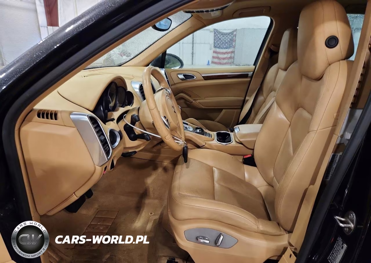 2011 Porsche Cayenne VIN:WP1AA2A28BLA10465 - 7