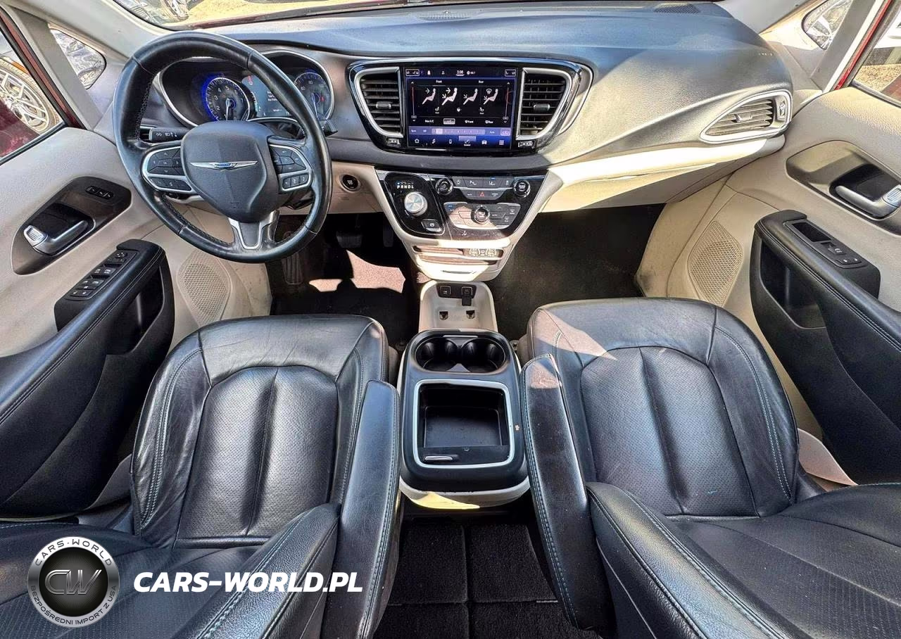 2021 Chrysler Pacifica Touring L VIN:2C4RC1BG6MR575049 - 9