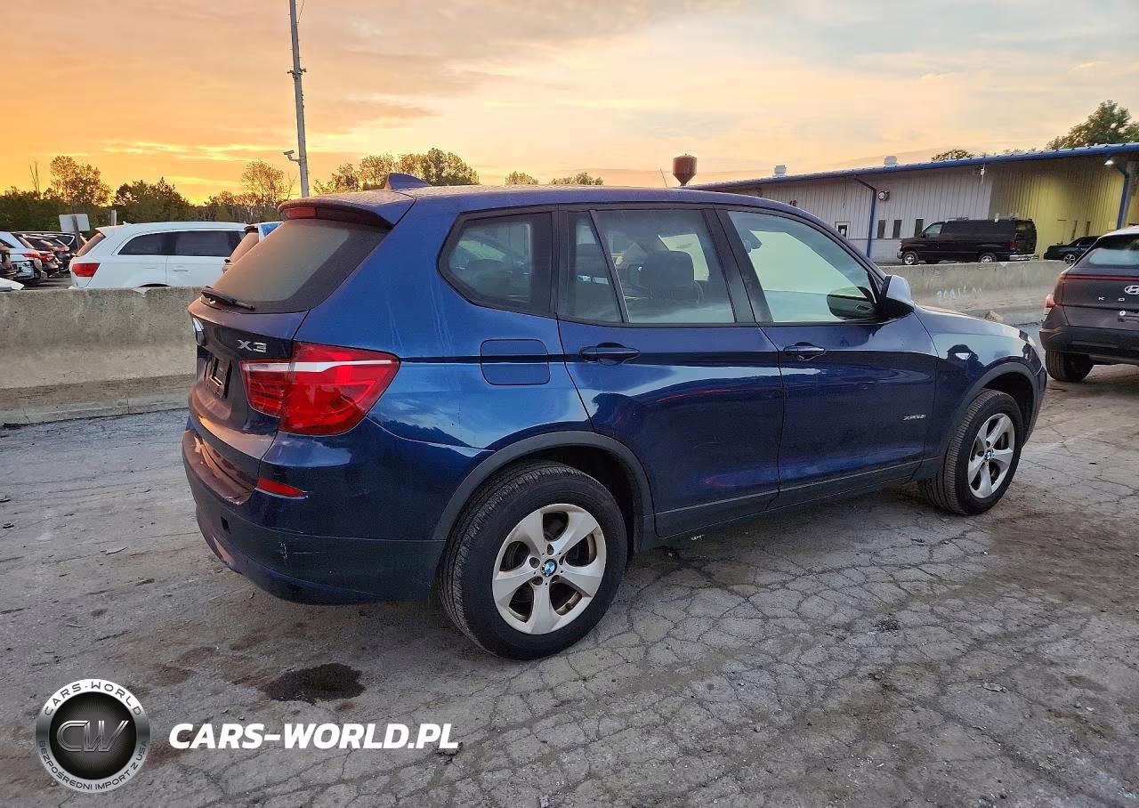 2012 BMW X3 xDrive28I VIN:5UXWX5C56CL721242 - 3