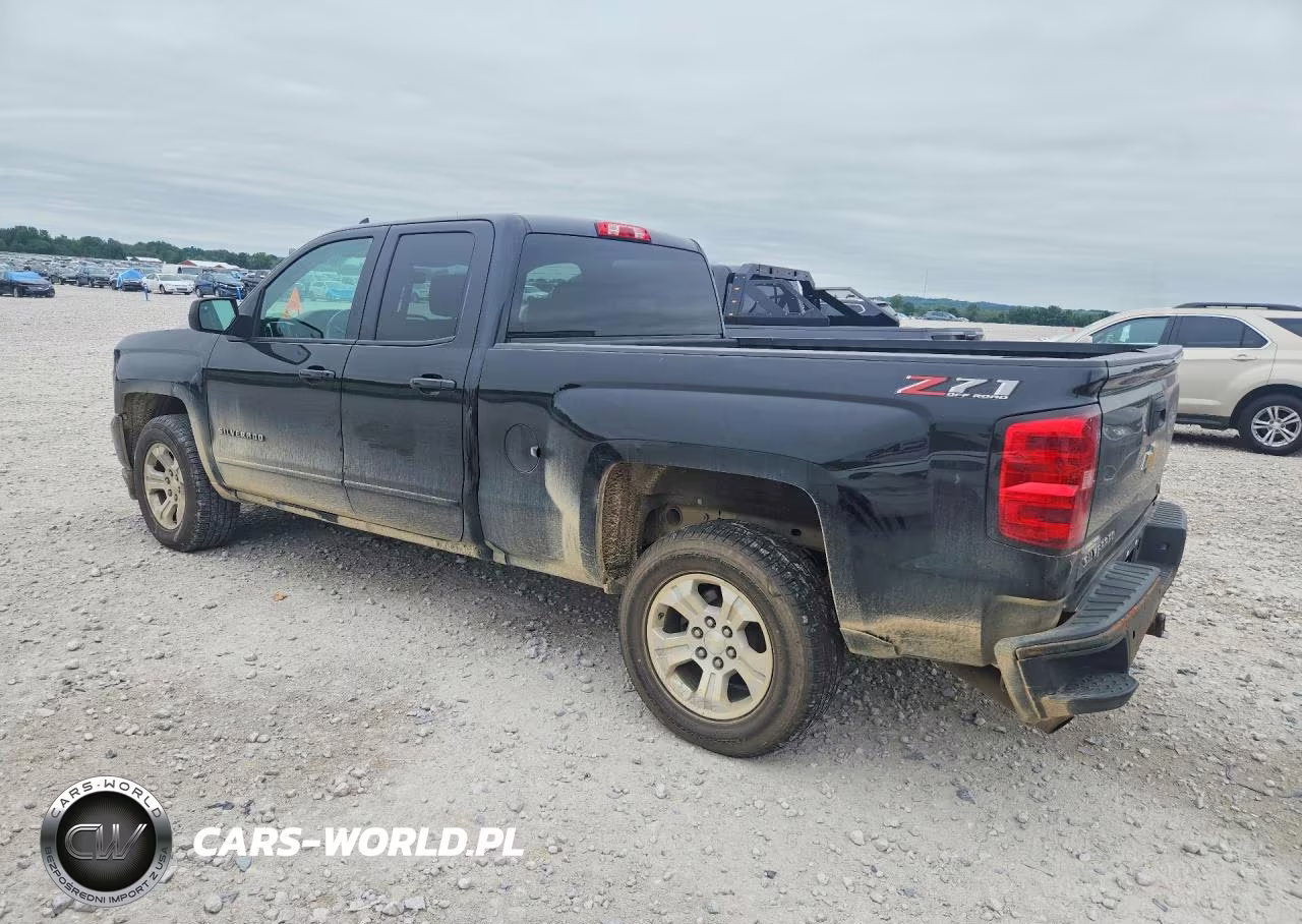 2018 Chevrolet Silverado K1500 Lt VIN:1GCVKREC2JZ108320 - 2