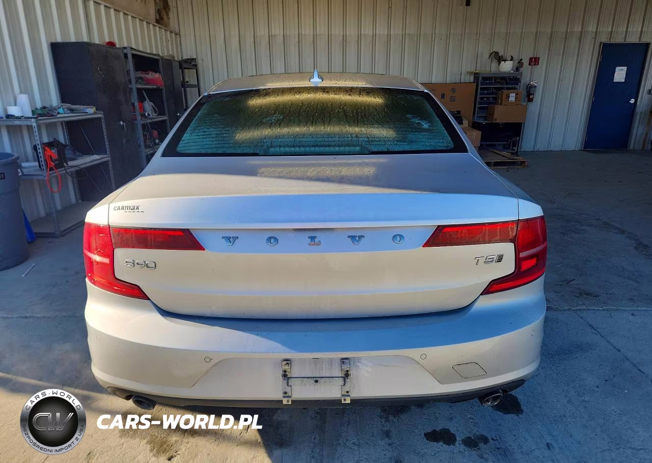 2018 Volvo S90 T5 Momentum VIN:LVY982MK2JP022235 - 6
