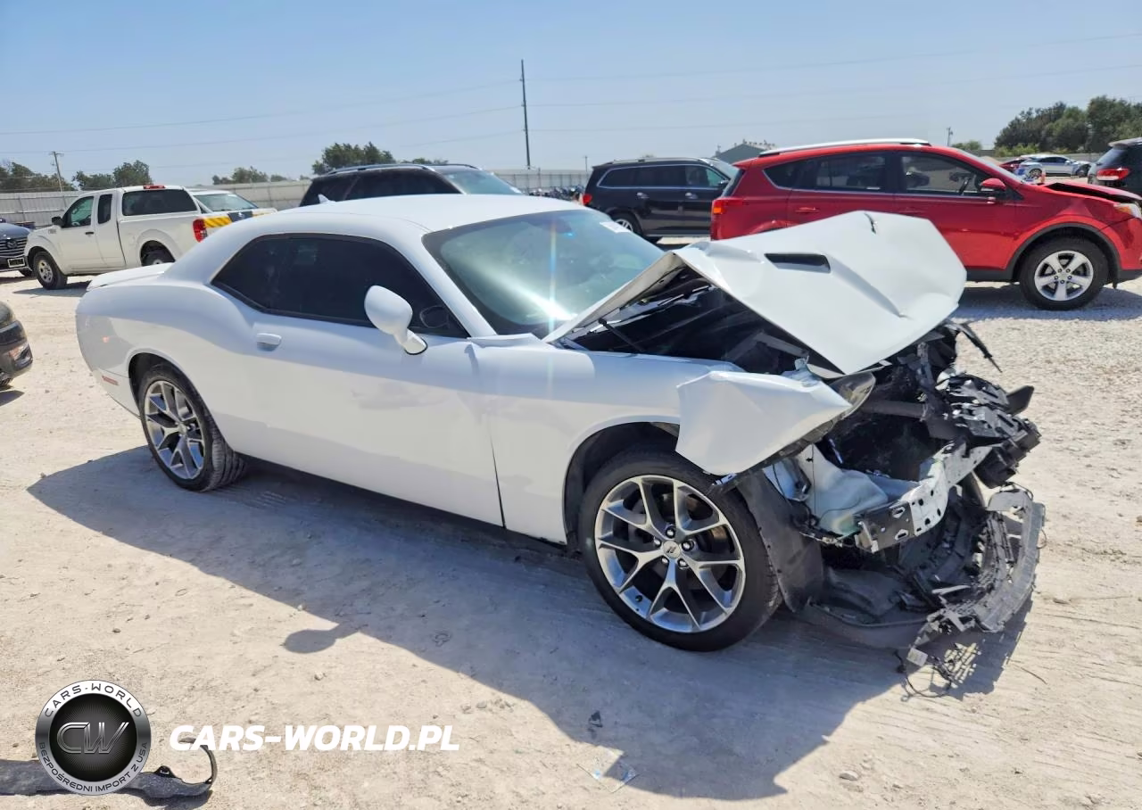 2020 Dodge Challenger Sxt VIN:2C3CDZAG8LH113457 - 4