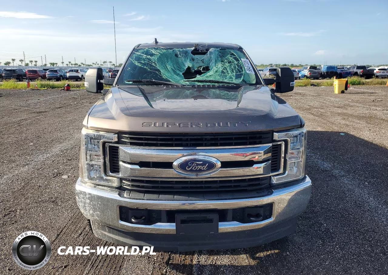2019 Ford F250 Super Duty VIN:1FT7W2B62KEG83755 - 5