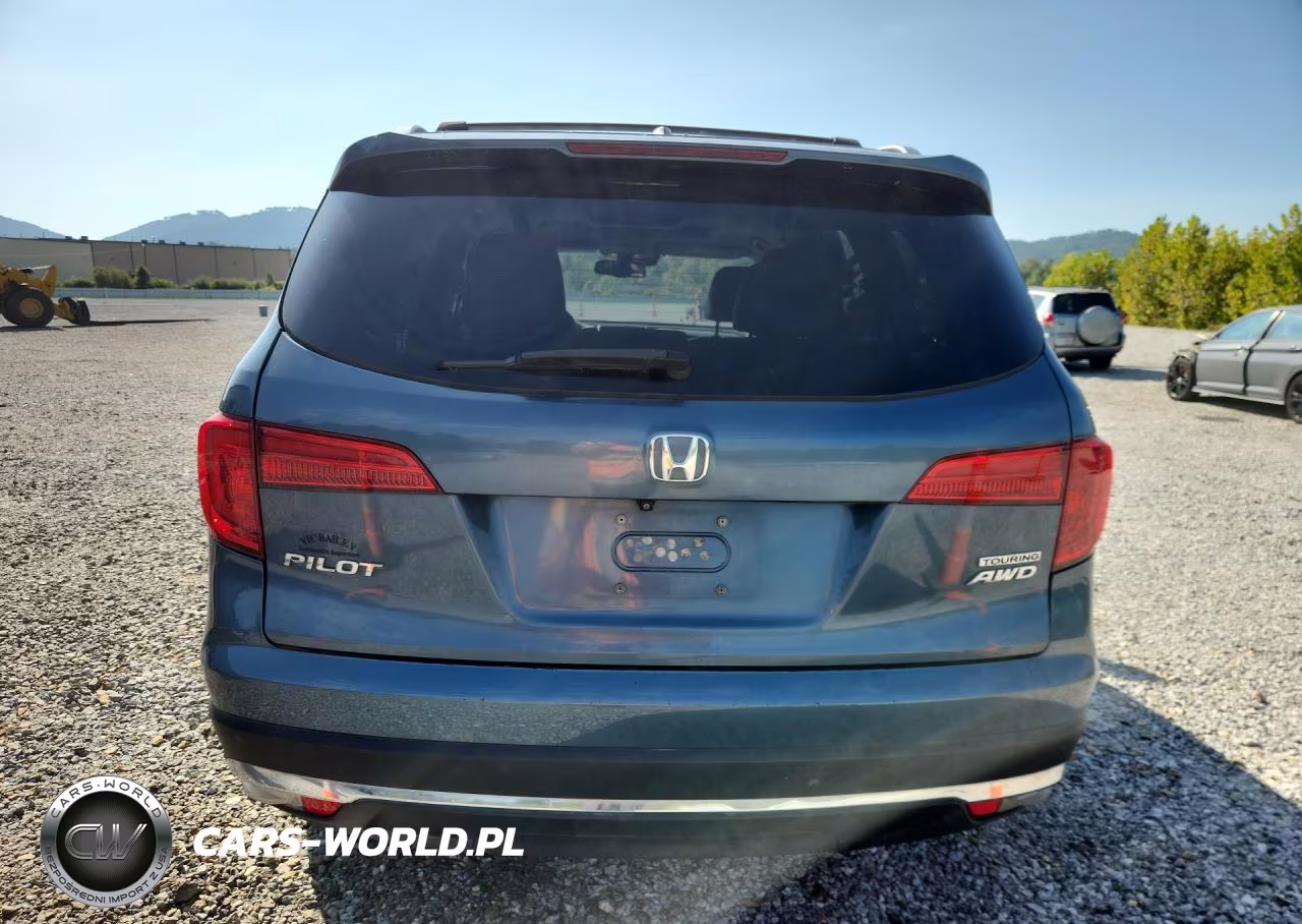 2016 Honda Pilot Touring VIN:5FNYF6H94GB026815 - 6