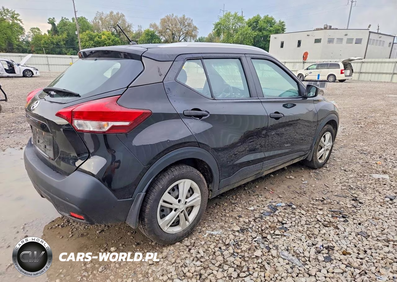 2019 Nissan Kicks S VIN:3N1CP5CU0KL534628 - 3