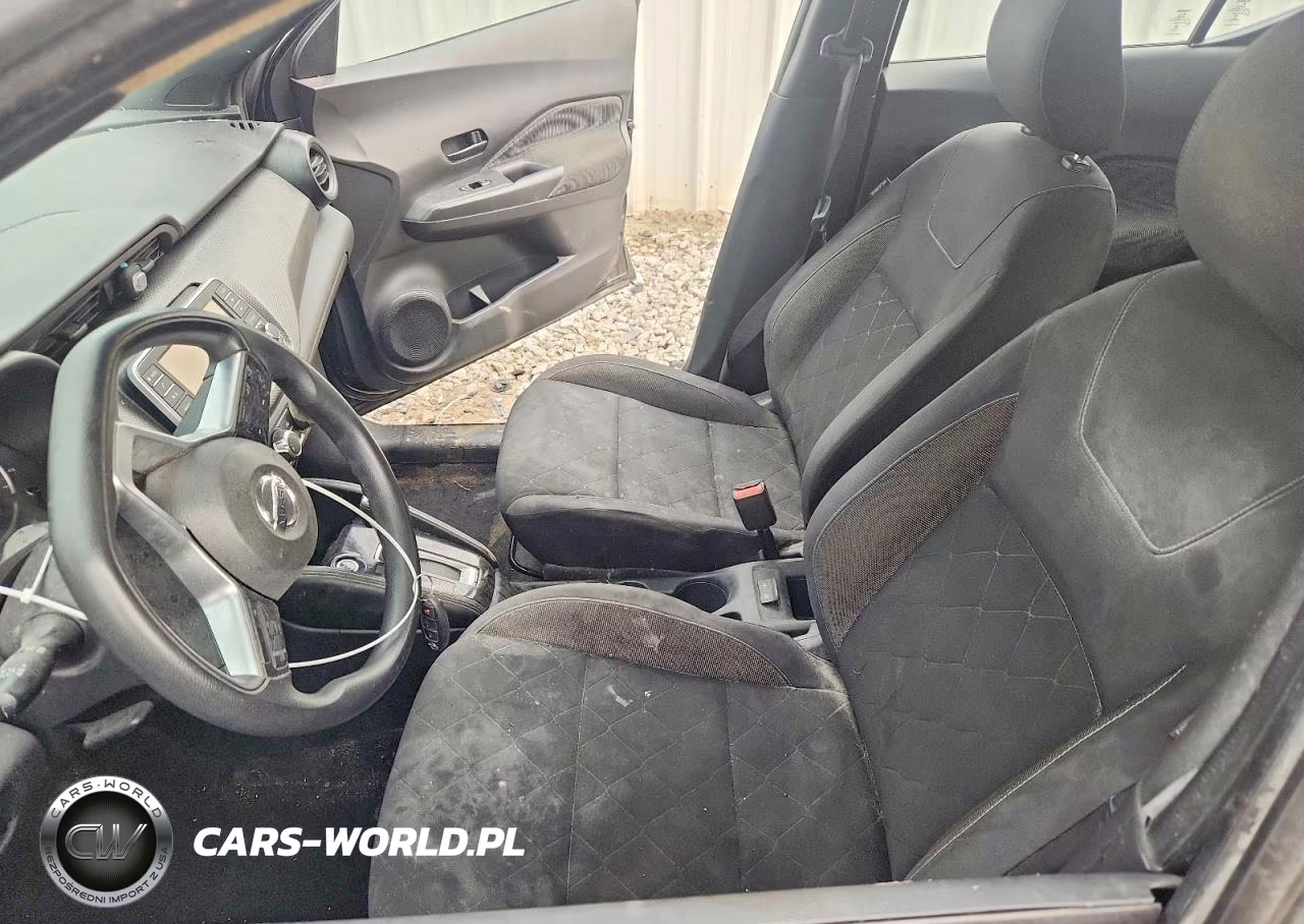 2019 Nissan Kicks S VIN:3N1CP5CU0KL534628 - 7