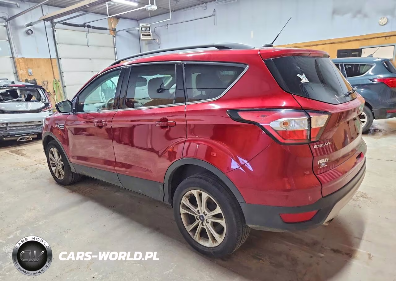2018 Ford Escape Se VIN:1FMCU9G9XJUC38535 - 2