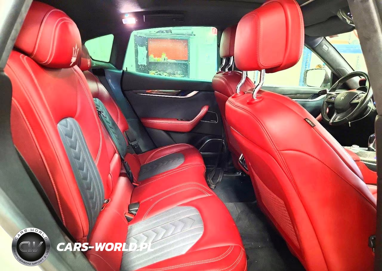 2017 Maserati Levante Luxury VIN:ZN661XUL3HX264285 - 12