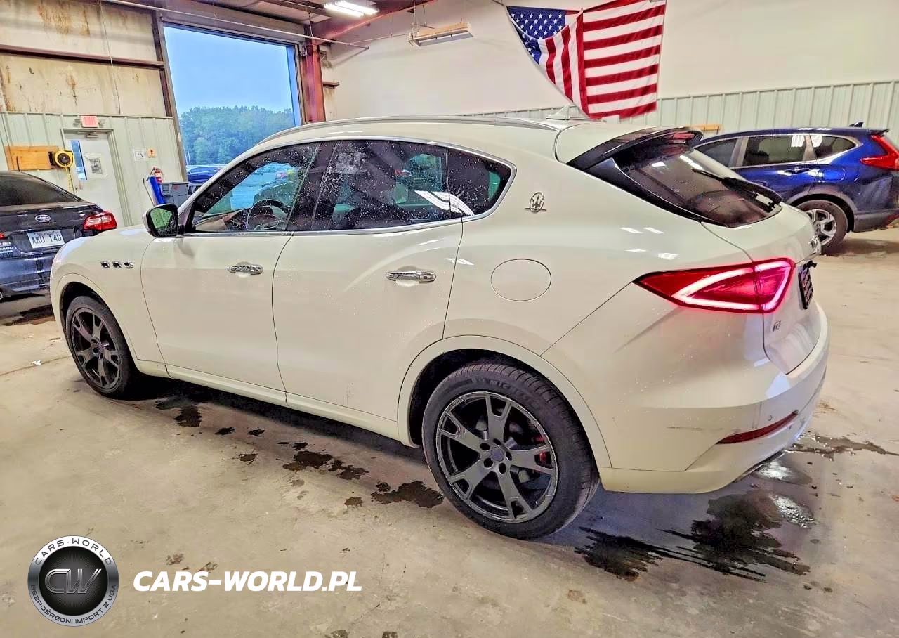 2017 Maserati Levante Luxury VIN:ZN661XUL3HX264285 - 2
