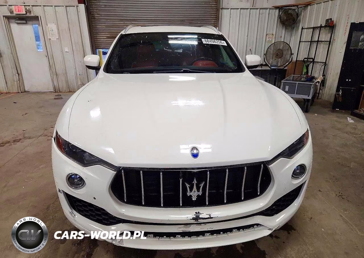 2017 Maserati Levante Luxury VIN:ZN661XUL3HX264285 - 6
