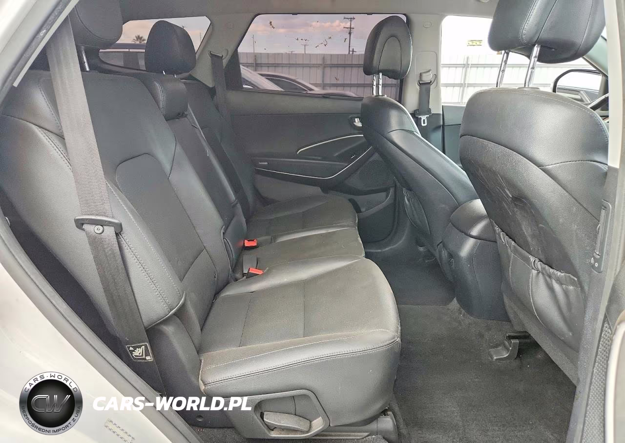 2018 Hyundai Santa Fe Se VIN:KM8SN4HFXJU290148 - 11