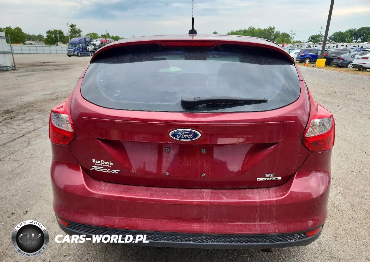 2014 Ford Focus Se VIN:1FADP3K27EL361945 - 6