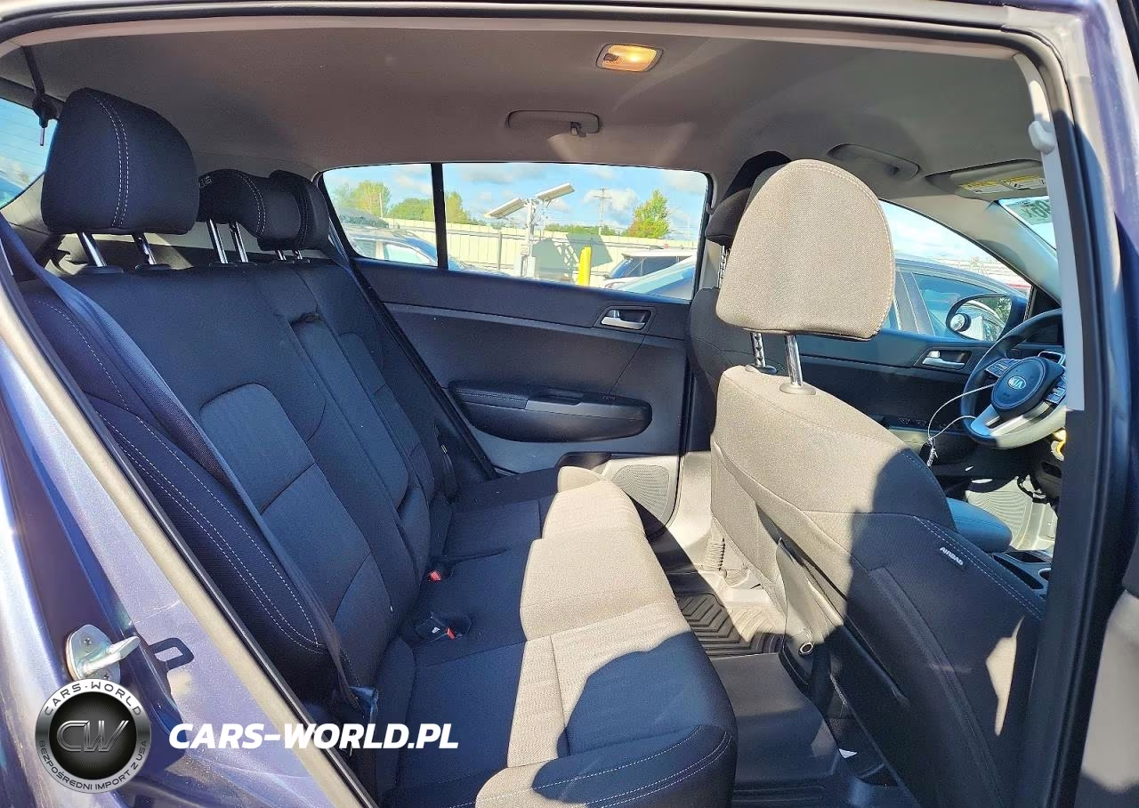 2022 Kia Sportage Lx VIN:KNDPMCAC2N7992931 - 11