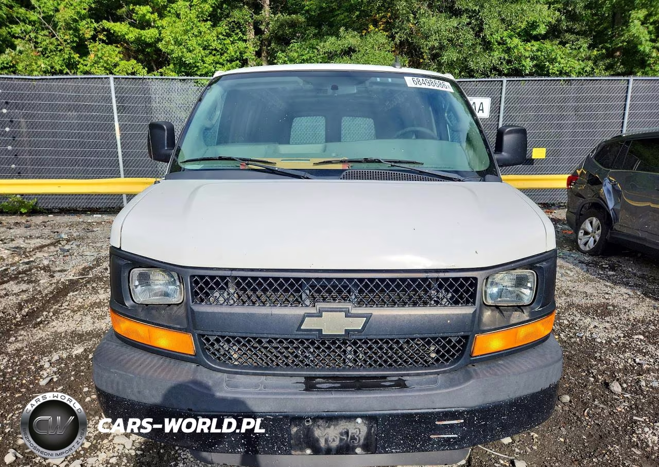 2016 Chevrolet Express G2500 VIN:1GCWGAFFXG1156770 - 5