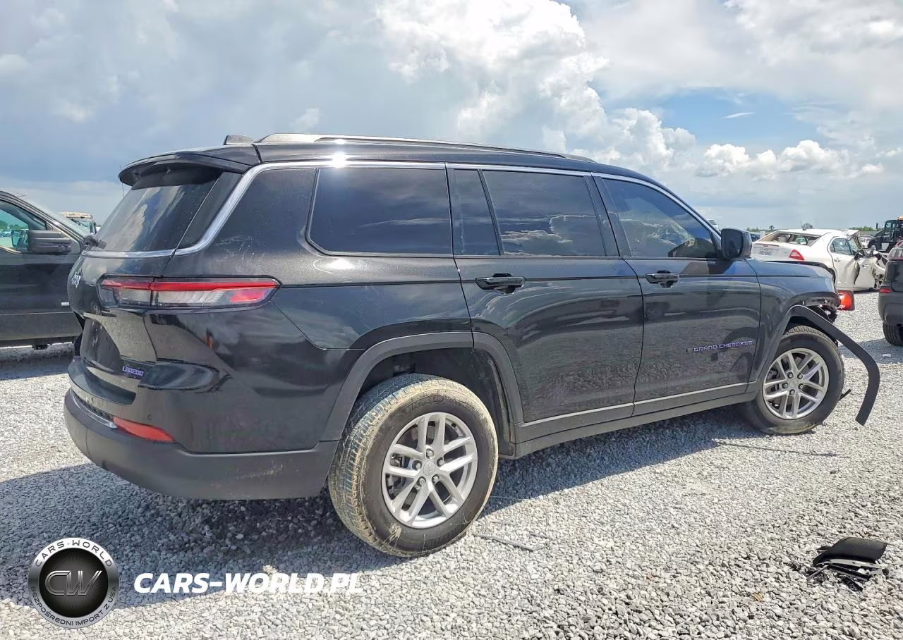 2025 Jeep Grand Cherokee L Laredo VIN:1C4RJJAG0S8721400 - 3