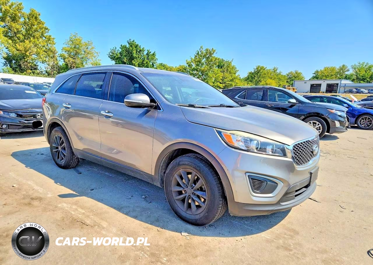 2016 Kia Sorento Lx VIN:5XYPG4A3XGG122623 - 4
