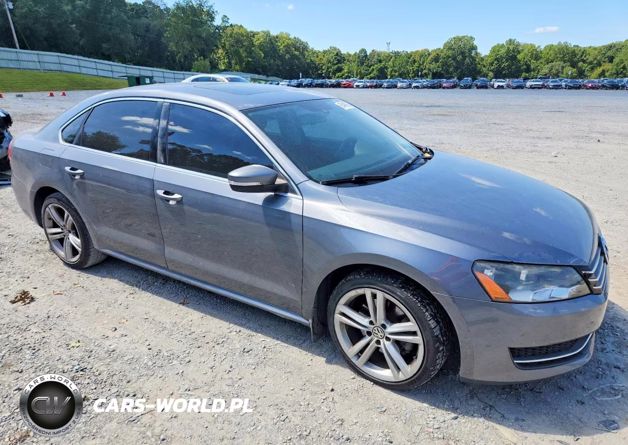 2014 Volkswagen Passat Se VIN:1VWBT7A32EC047826 - 4