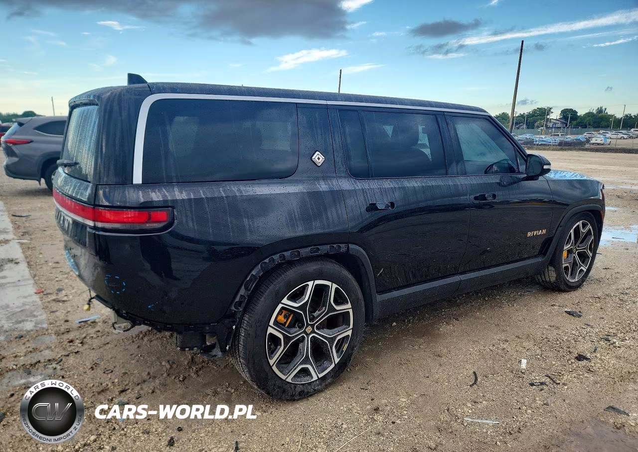 2023 Rivian R1S Adventure VIN:7PDSGABA7PN003807 - 3