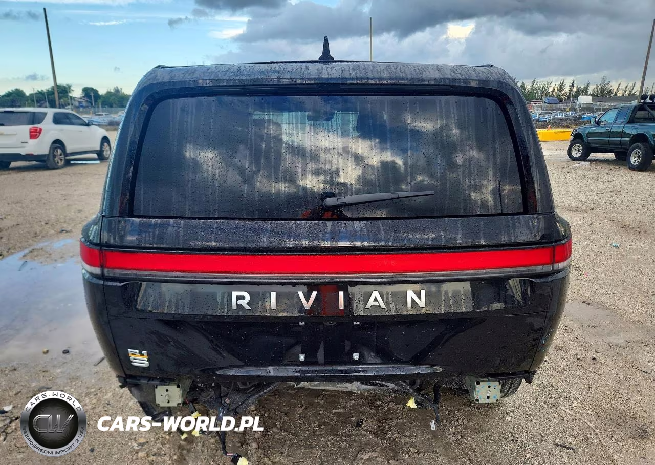 2023 Rivian R1S Adventure VIN:7PDSGABA7PN003807 - 6