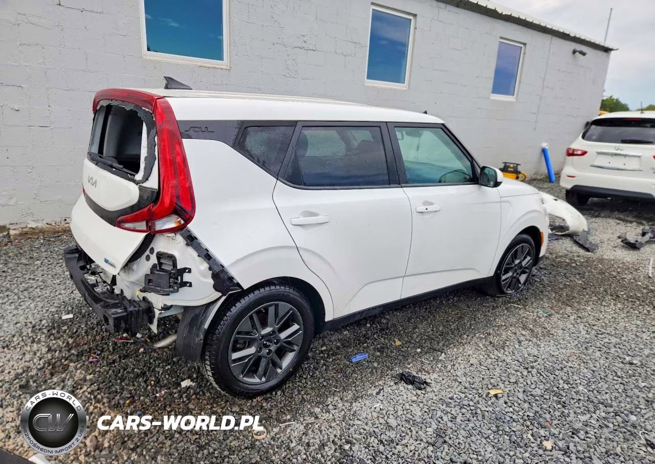 2022 Kia Soul Ex VIN:KNDJ33AU6N7167086 - 3