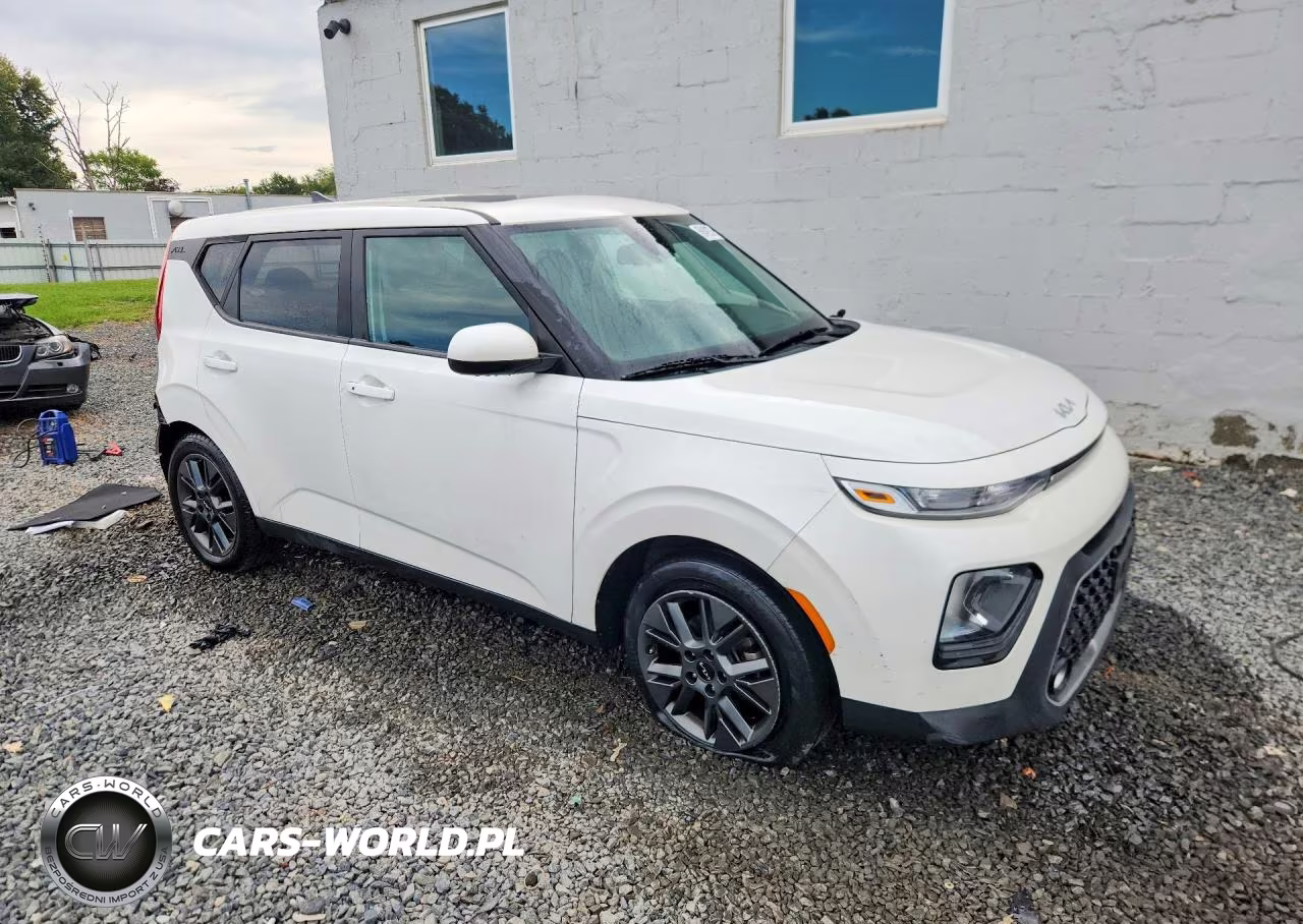 2022 Kia Soul Ex VIN:KNDJ33AU6N7167086 - 4
