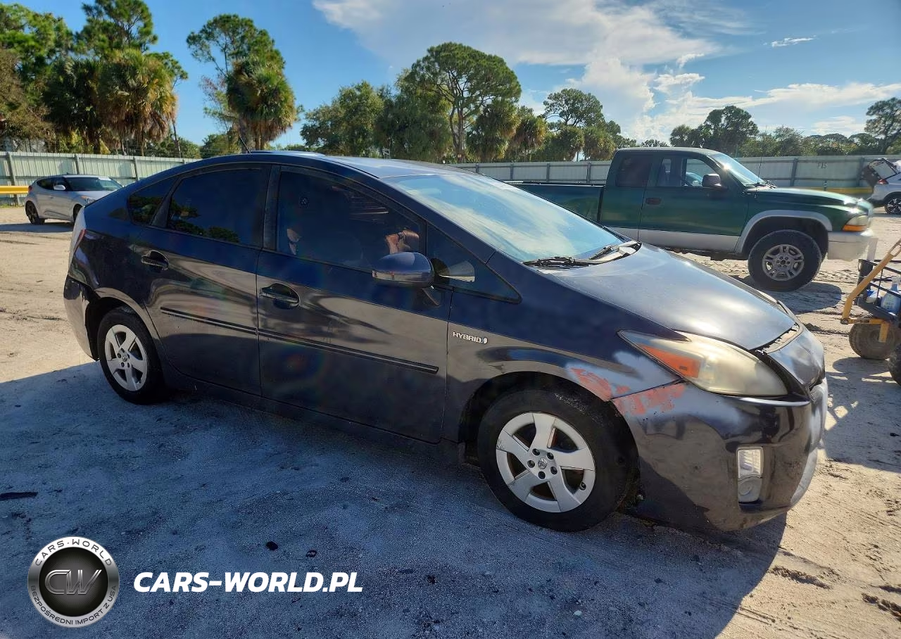 2010 Toyota Prius Iv VIN:JTDKN3DU2A0245828 - 4