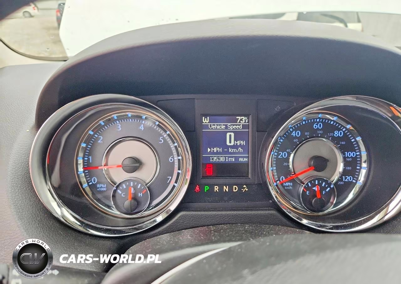 2014 Chrysler Town & Country Touring L VIN:2C4RC1CGXER409486 - 9