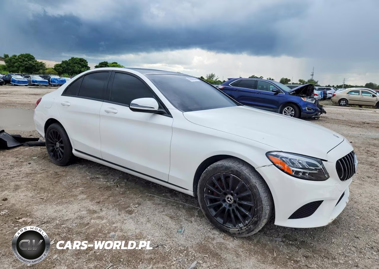 2019 Mercedes-Benz C 300 4Matic VIN:55SWF8EB1KU316589 - 4