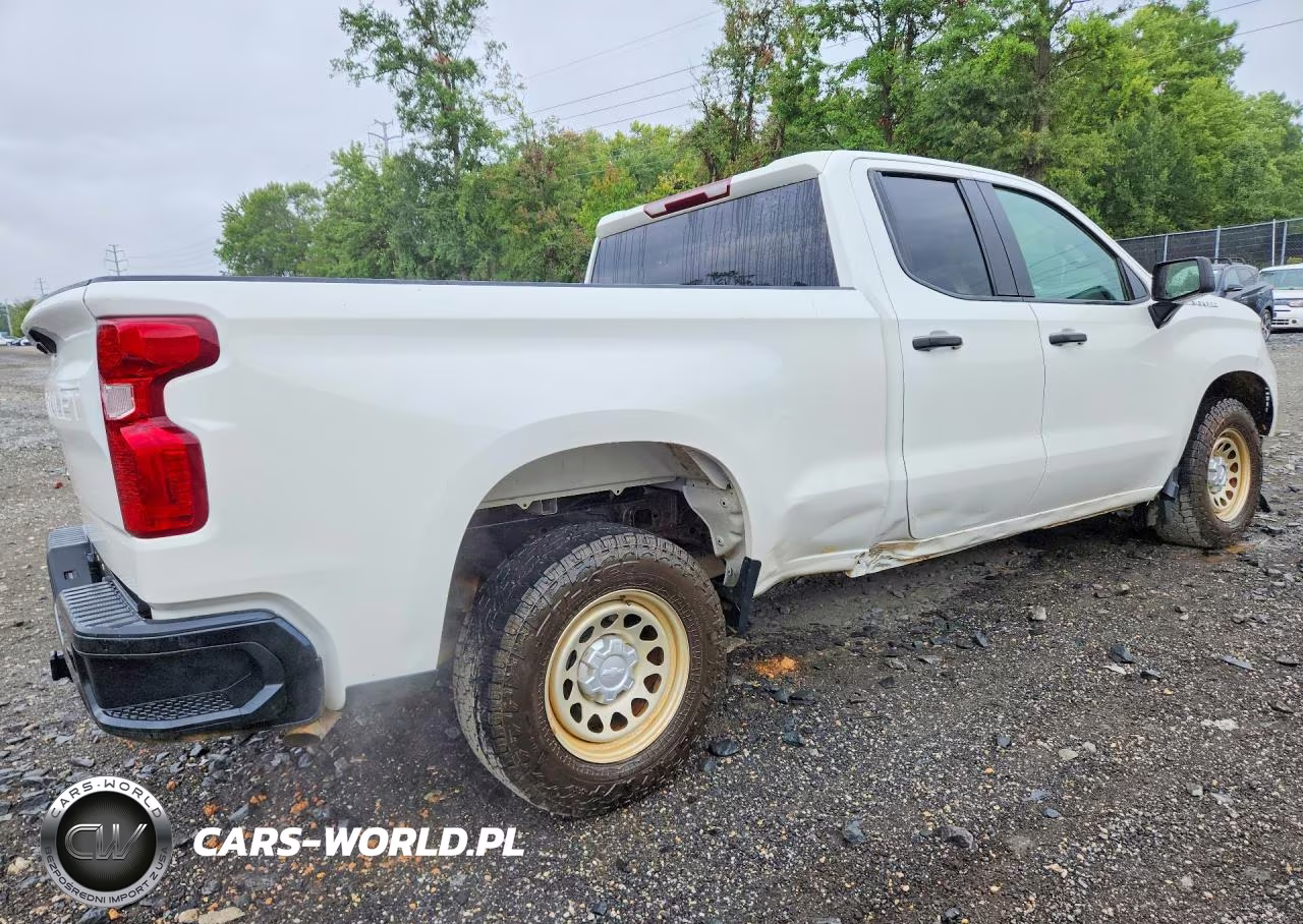 2022 Chevrolet Silverado C1500 VIN:1GCRAAED5NZ541733 - 3
