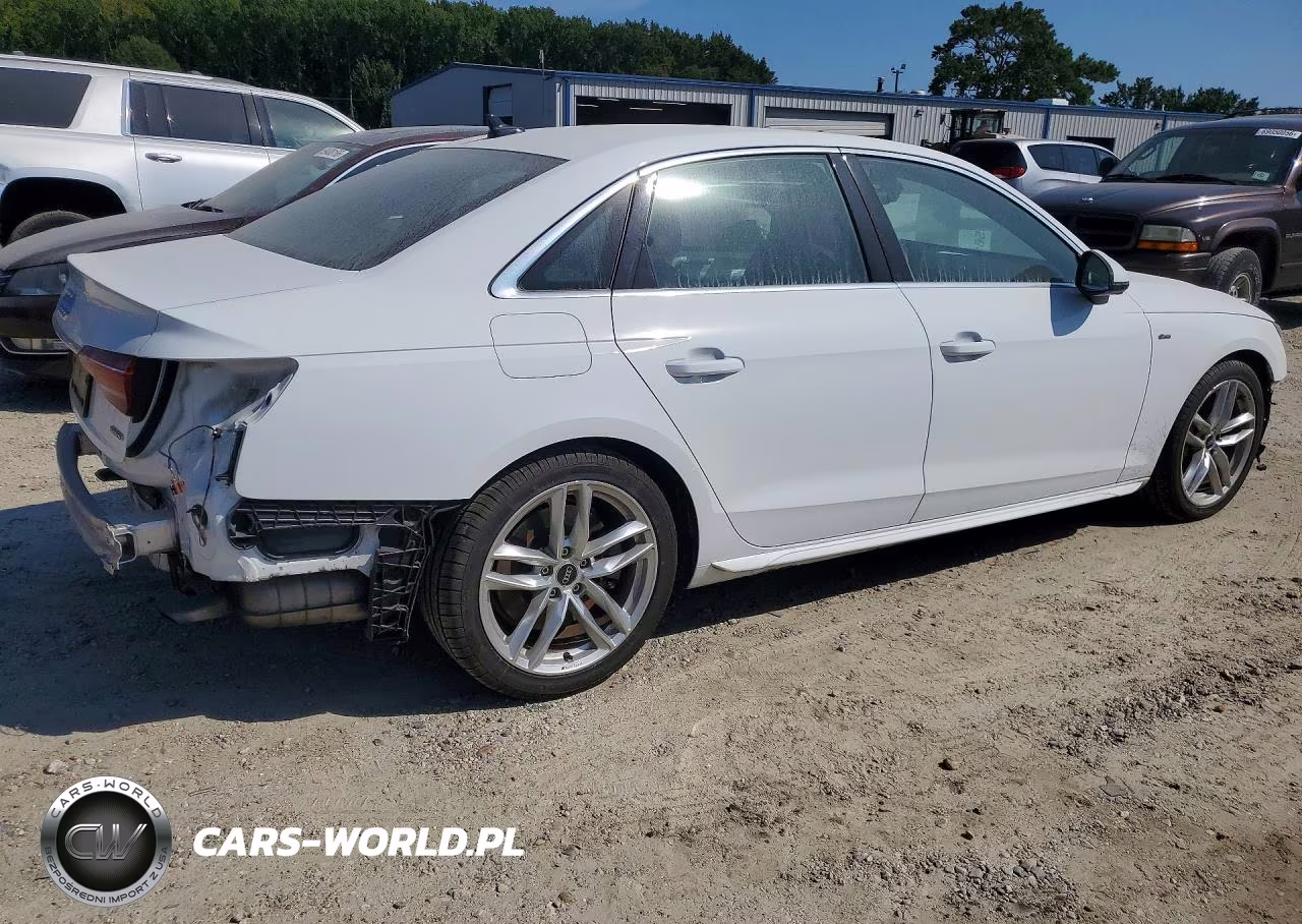 2024 Audi A4 Premium Plus 45 VIN:WAUEAAF41RN005384 - 3