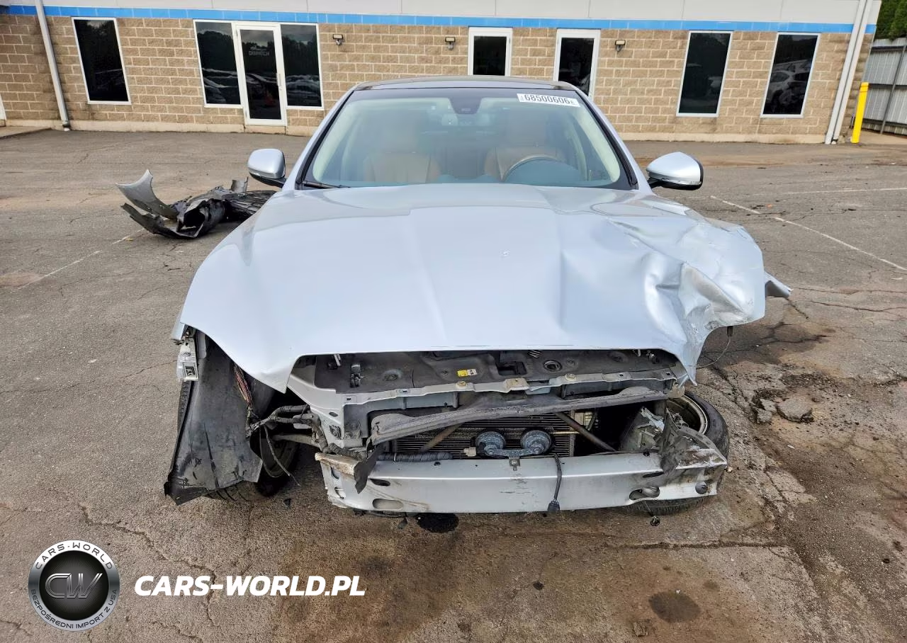 2011 Jaguar Xjl VIN:SAJWA2GB7BLV20757 - 5