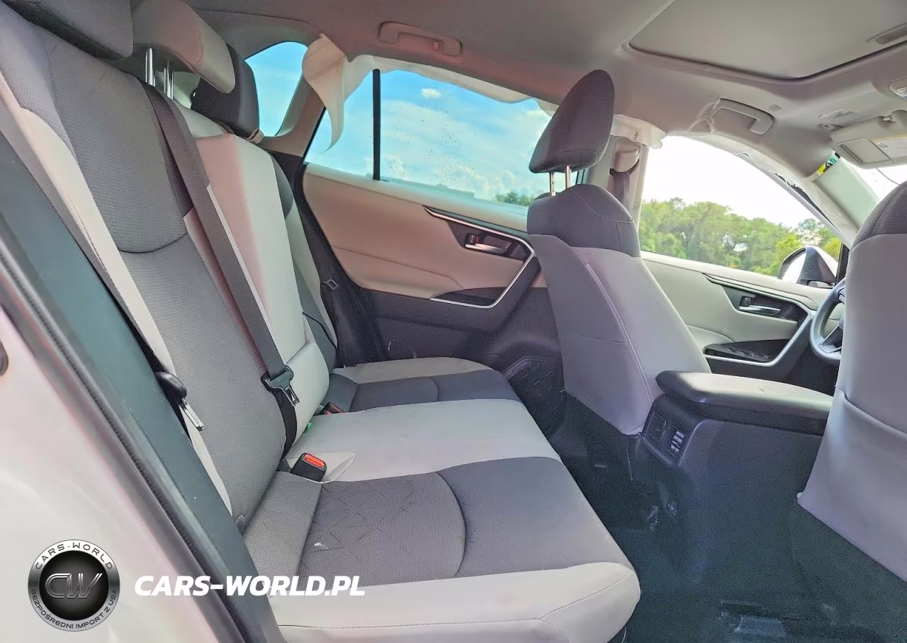 2025 Toyota Rav4 Hybrid Xle VIN:JTMRWRFV5SD330502 - 11
