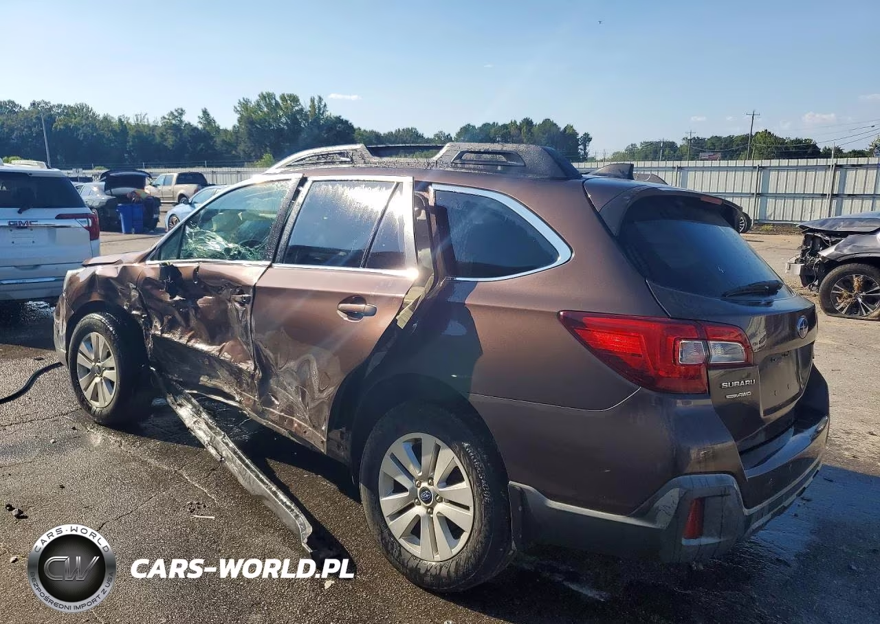 2019 Subaru Outback 2.5I Premium VIN:4S4BSAFC2K3391725 - 2